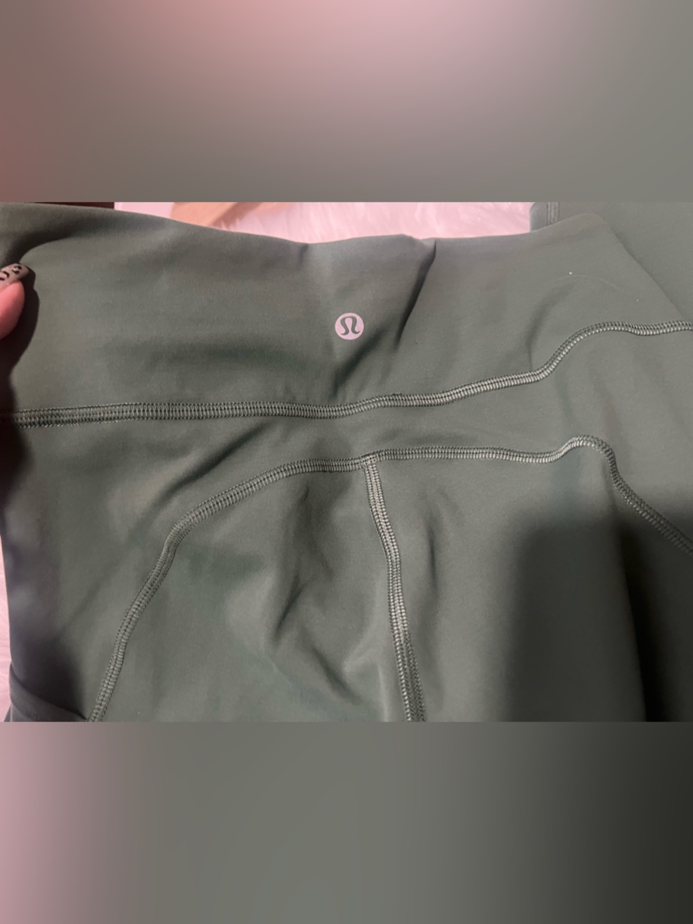 Lululemon - Picture 4 of 4